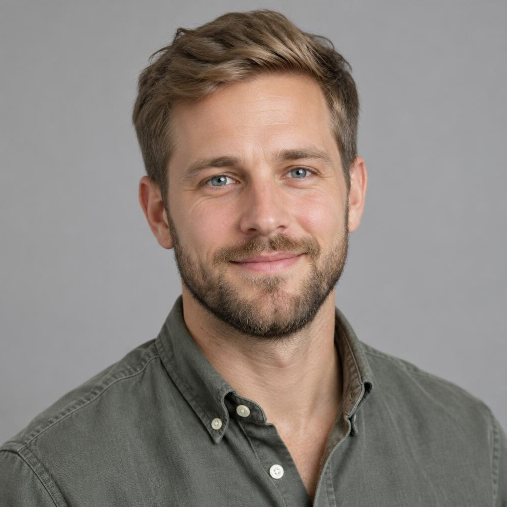 Portrait of a smiling man with a beard